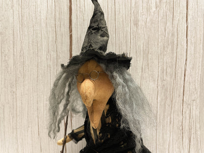 Harriet Hollows, a Halloween Witch E-pattern