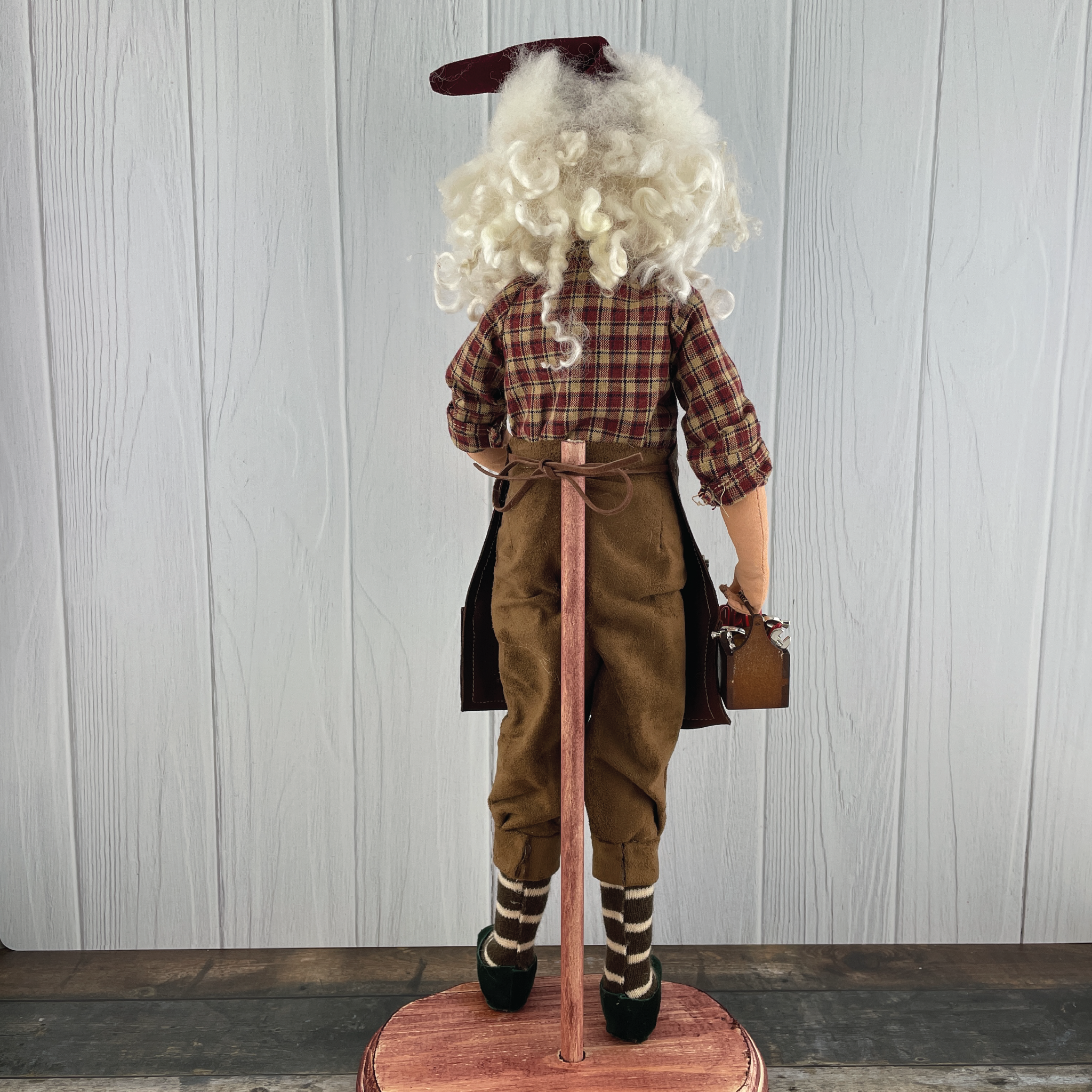 Workshop Santa, Old World Christmas Decorative Doll PDF