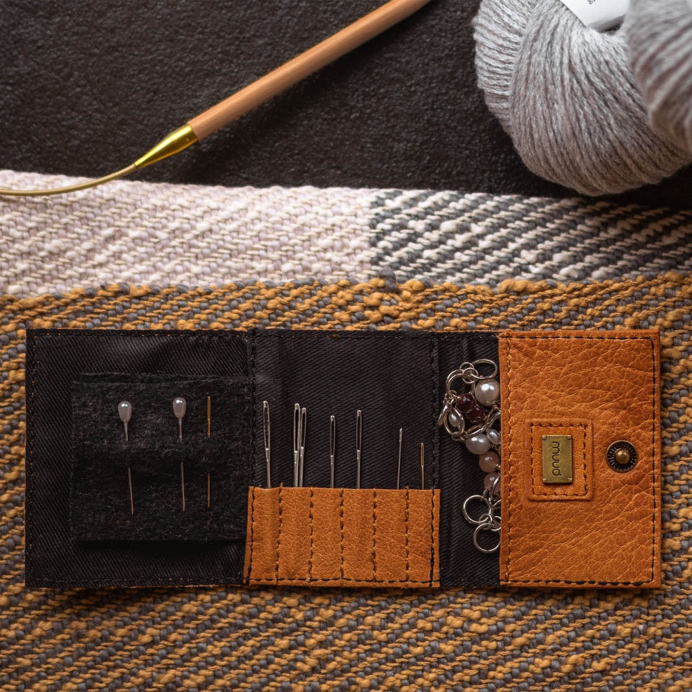 muud Carla Needle Case