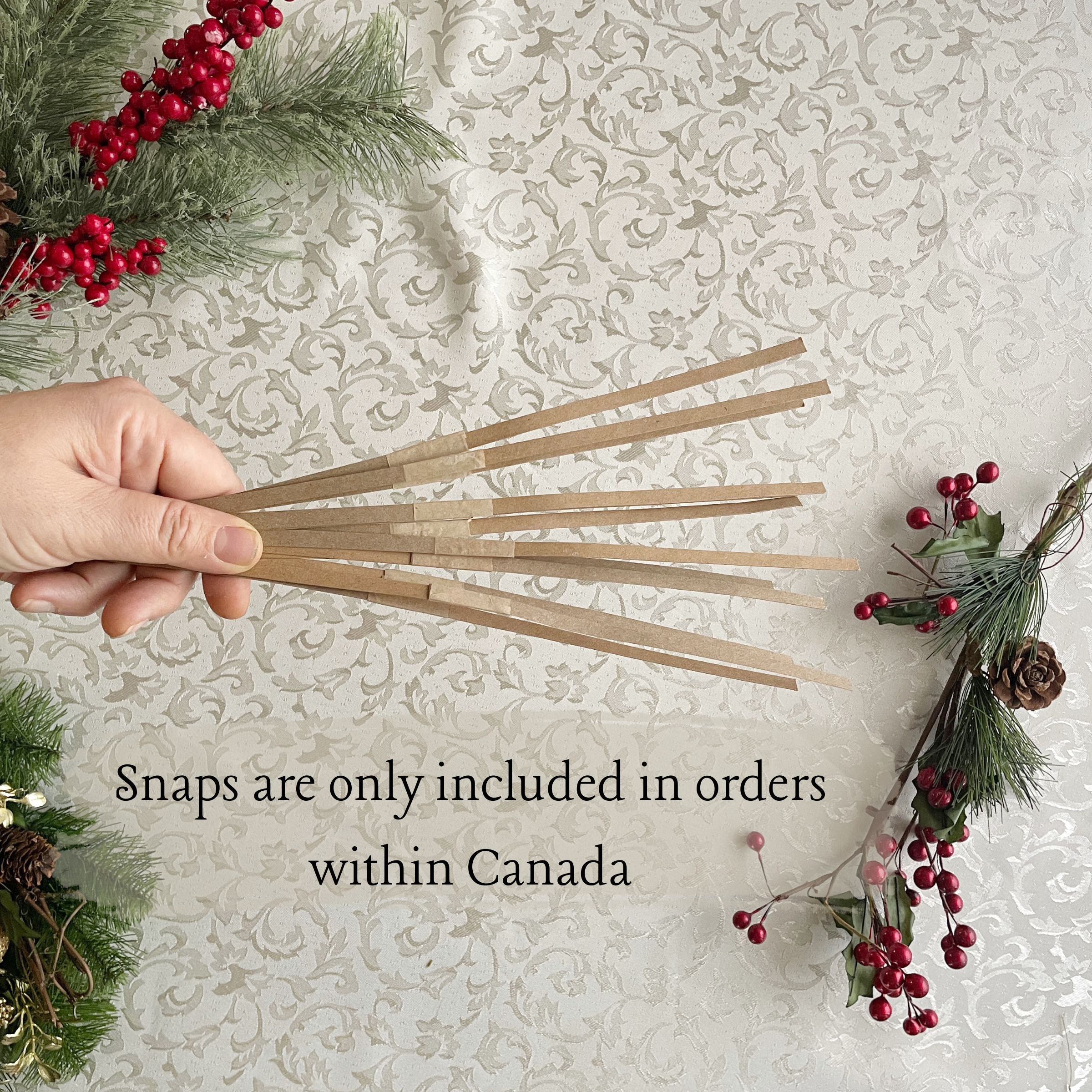 Handmade Christmas Crackers / British Christmas Tradition / Re-usable Fabric Christmas Crackers that Snap