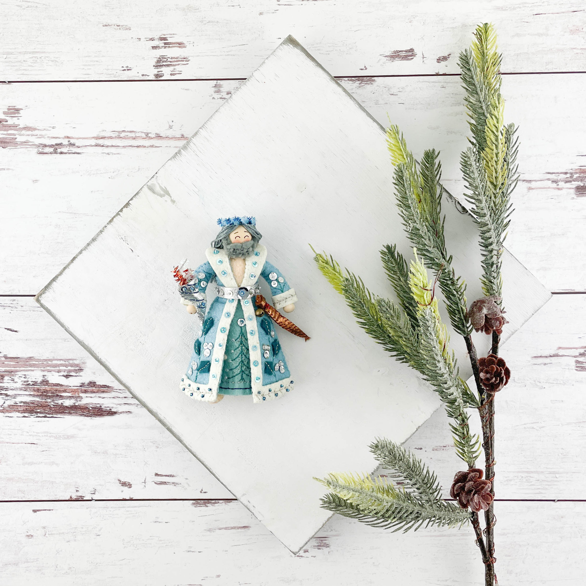 Ghost of Christmas Present Craft Kit Frosty Blues