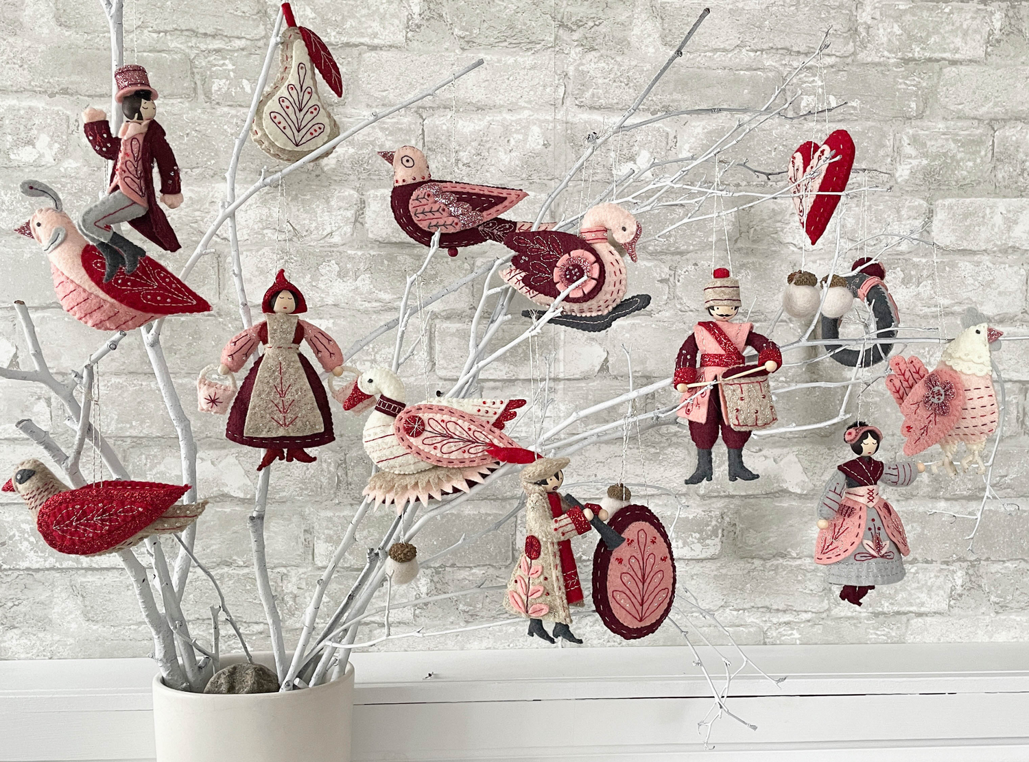 Printed Colour Guide for Sparkle and Shine Winter Cardinals Palette for Twelve Days of Christmas Ornament Series by MmmCrafts