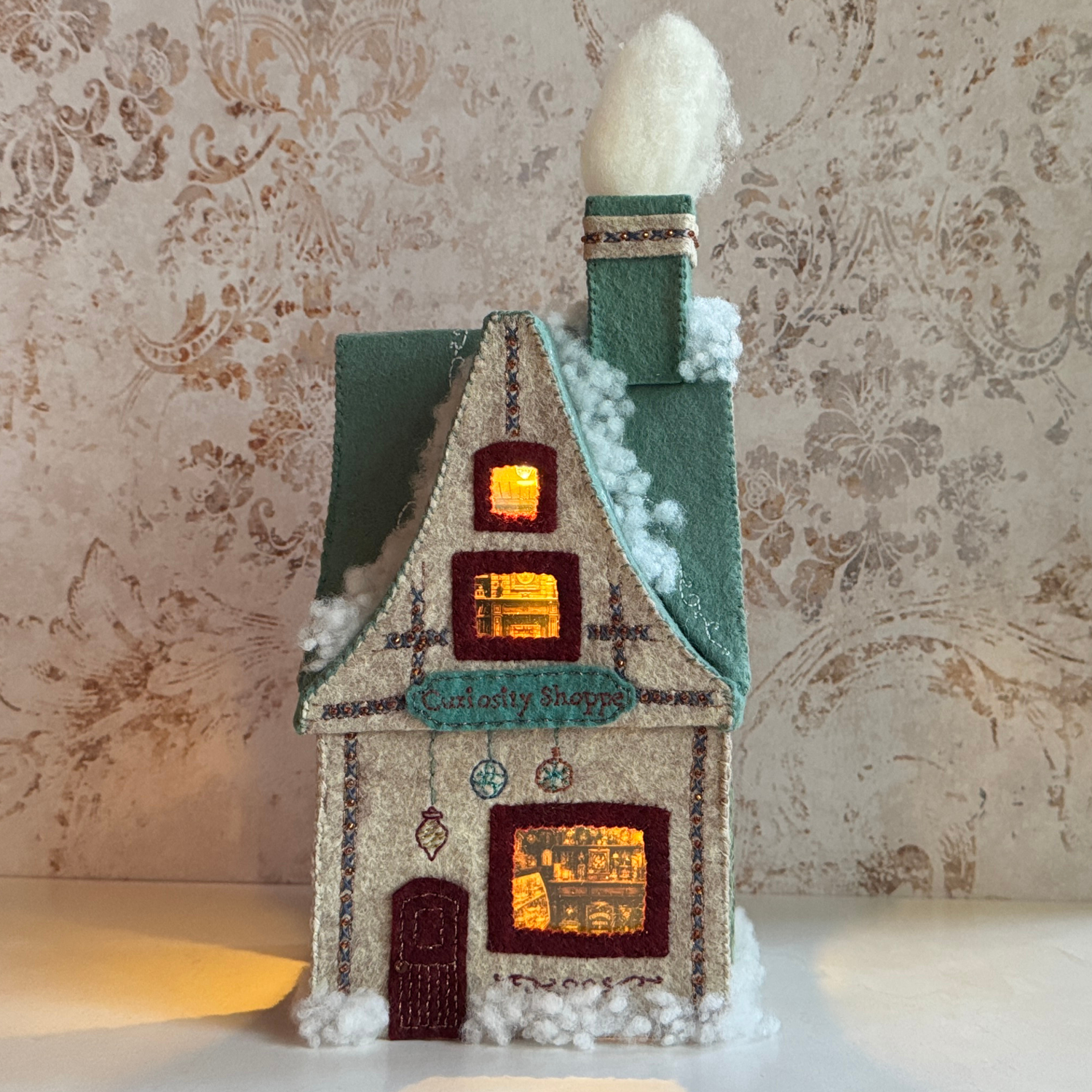 A Dickens Village: The Curiosity Shoppe PDF Pattern