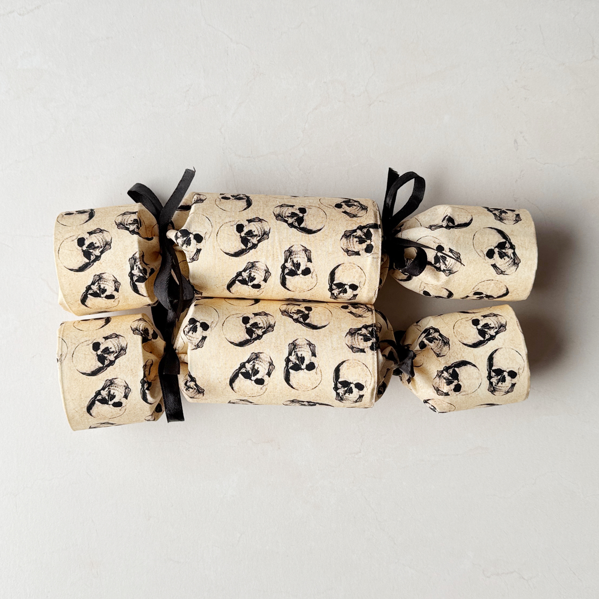Heirloom Christmas Crackers – Large Reusable Fabric Crackers with Snaps | Handmade British Christmas Tradition
