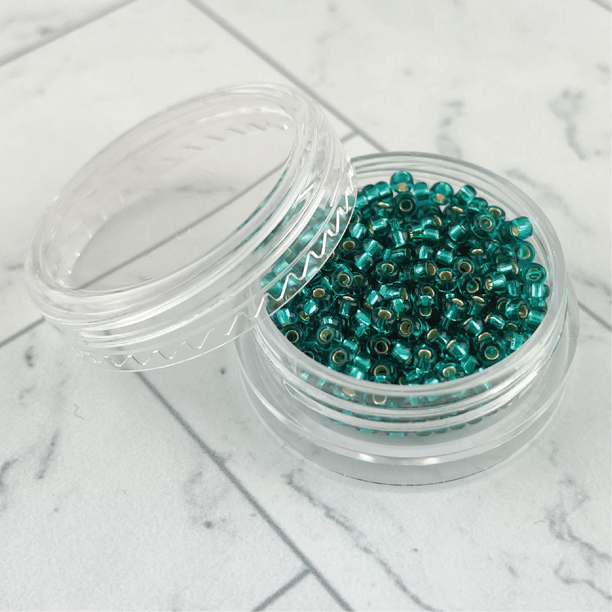 11/0 Glass Seed Beads