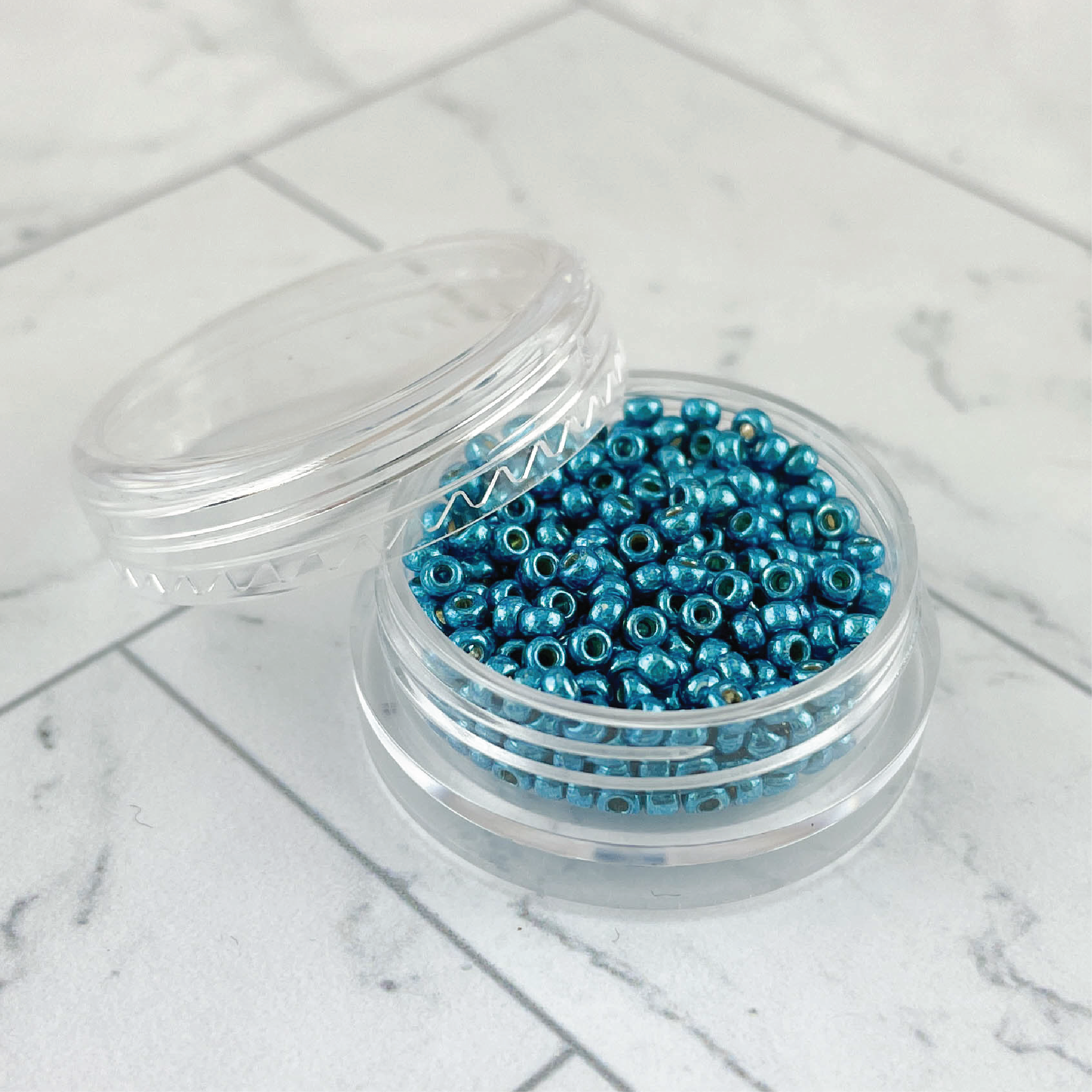 11/0 Glass Seed Beads