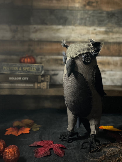 Witch Owl /Halloween Decorations Indoor / Dark Academia Decor